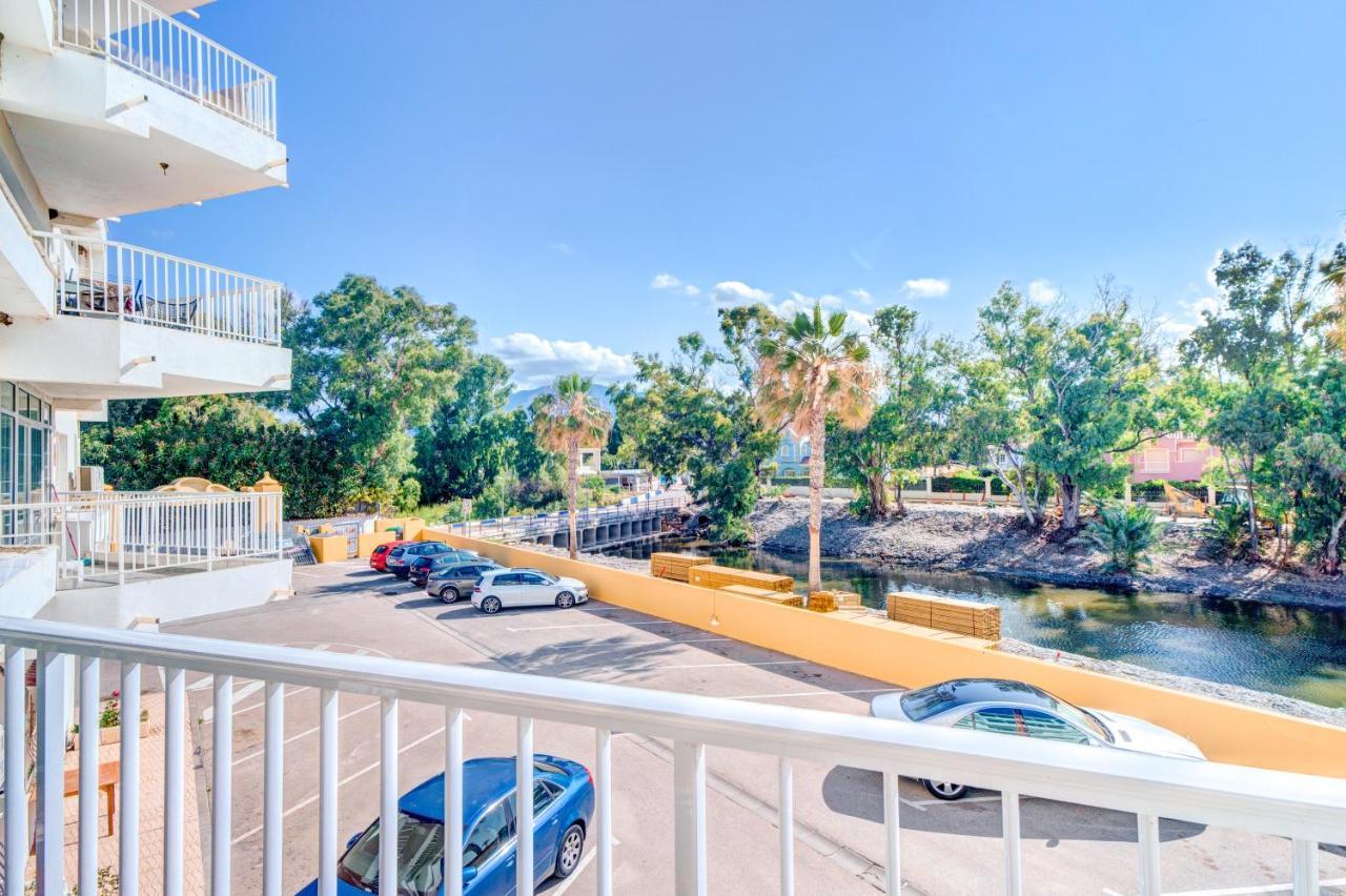 Front Flat With Sea Views Leilighet *